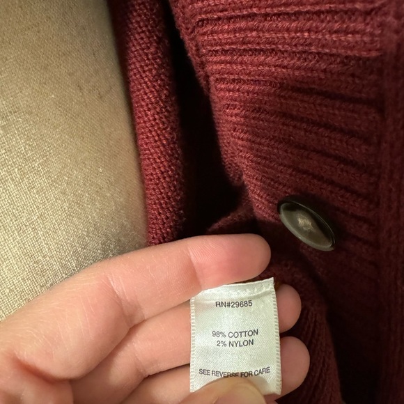 Pendleton Women’s Red Cardigan - Picture 3 of 4